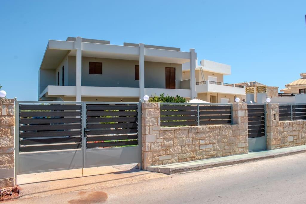 Md Residence Near The Beach W Bbq And Private Parking Chersonissos Buitenkant foto