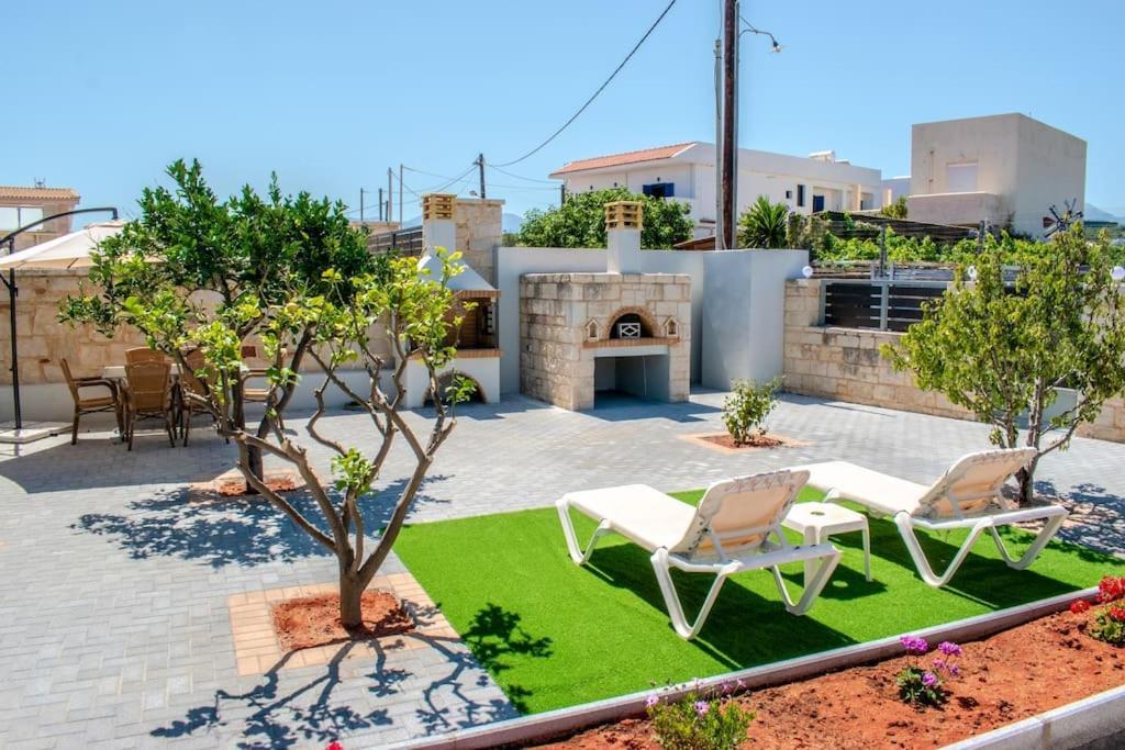 Md Residence Near The Beach W Bbq And Private Parking Chersonissos Buitenkant foto